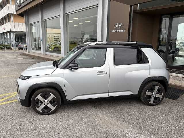 Hyundai INSTER 49 kWh Xclass + Tech pack + cerchi da 17