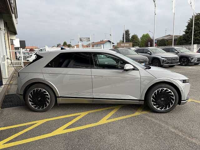 Hyundai IONIQ 5 EV 77.4 kWh RWD Evolution + Smart Design Pack