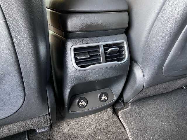 Hyundai SANTA FE 1.6 T-GDI PHEV 4WD A/T 7posti Xclass