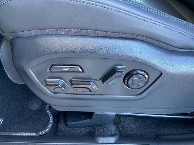 Hyundai SANTA FE 1.6 T-GDI PHEV 4WD A/T 7posti Xclass Calligraphy Pack