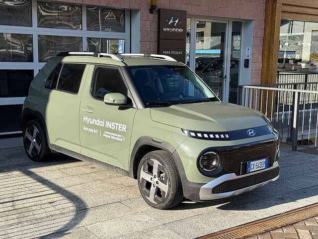 Hyundai INSTER 49 kWh XClass + Techno Pack + 17'