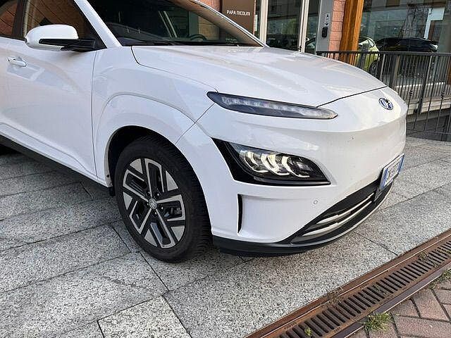 Hyundai KONA EV 64 kWh Exclusive 480km Autonomia