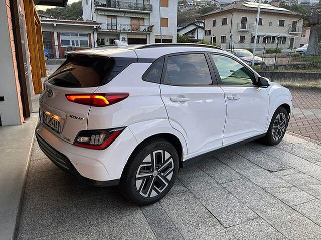 Hyundai KONA EV 64 kWh Exclusive 480km Autonomia