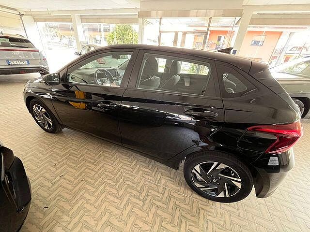 Hyundai i20 1.0 T-GDI 48V iMT Connectline Mild Hybrid 100cv