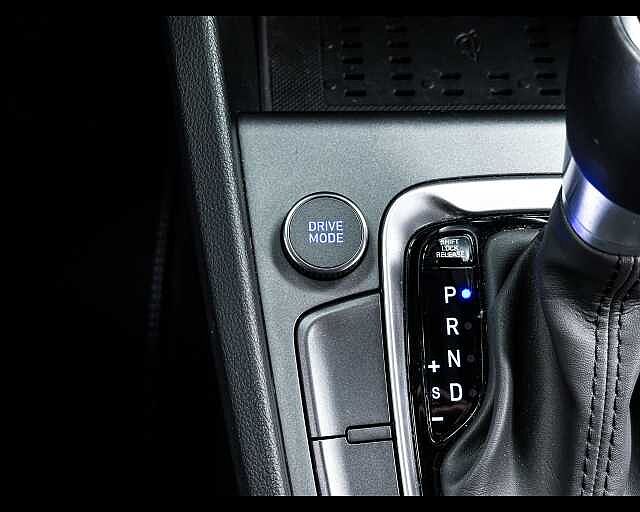 Hyundai KONA KONA 1.6 CRDI 4WD Hybrid 48V DCT XLine