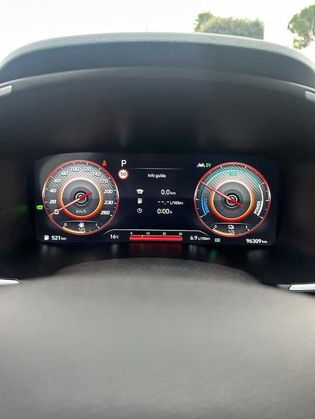 Hyundai SANTA FE 1.6 T-GDI HEV 4WD AT 7 posti XCLASS