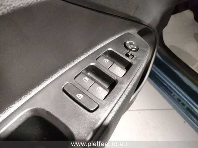 Hyundai i10 PE MY25 5P 1.0 MT CONNECTLINE %