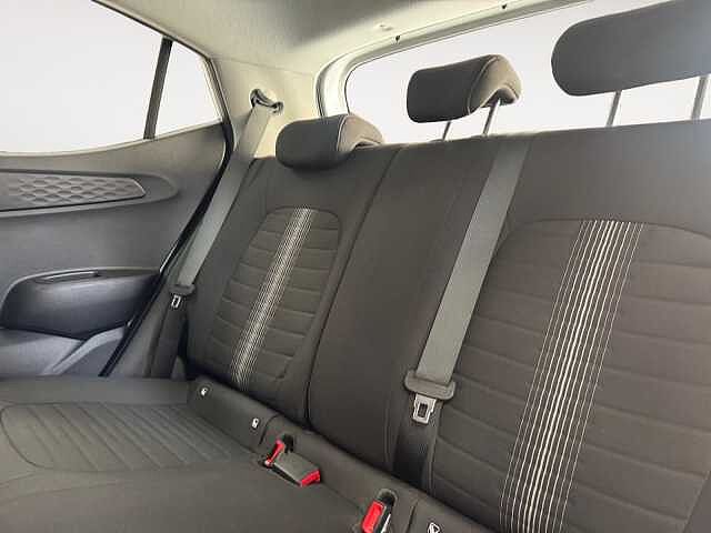 Hyundai i10 i10 1.0 mpi Tech Connect Pack