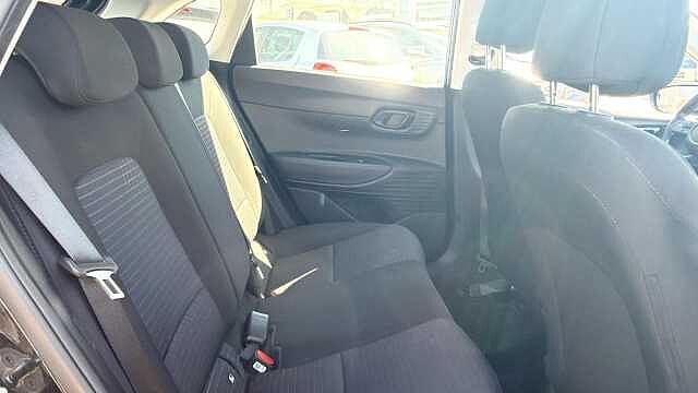 Hyundai i20 1.2 Connectline Gpl