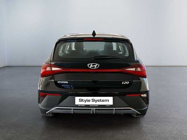 Hyundai i20 1.2 MPI MT Connectline