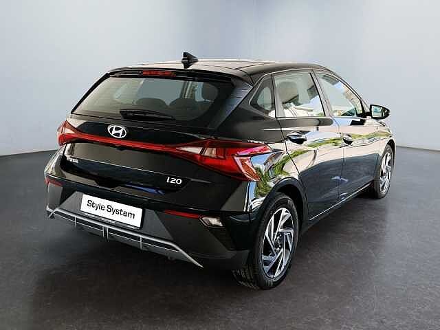 Hyundai i20 1.2 MPI MT Connectline