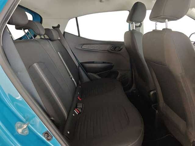 Hyundai i10 1.0 mpi Tech Connect Pack at