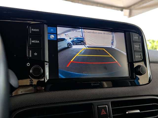 Hyundai i10 1.0 mpi Tech Connect Pack at