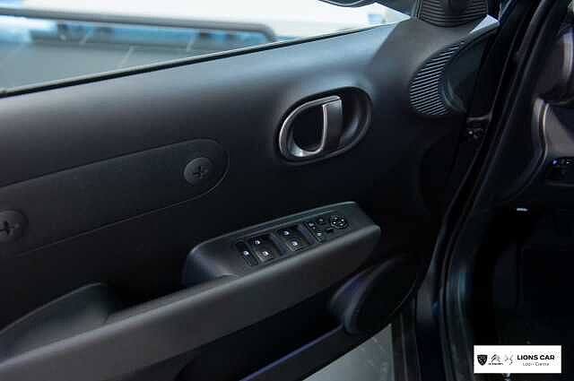 Hyundai INSTER 49 kWh XClass